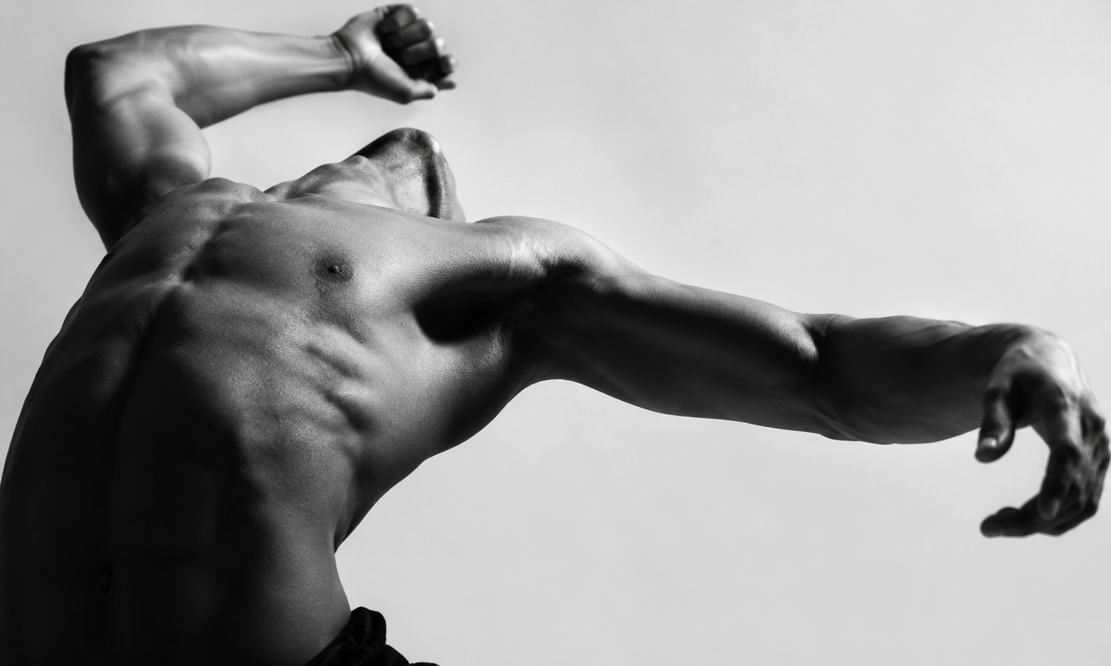 Théâtre du mouvement — le corps en tension